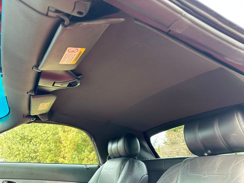 Used 2002 Ford Thunderbird image 35