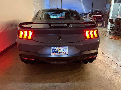 Used 2024 Ford Mustang Dark Horse image 39