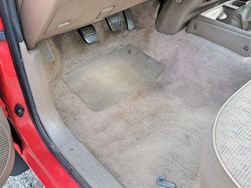 Used 1999 Toyota Tacoma 2WD Regular Cab image 36