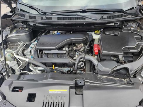 Used 2022 Nissan Rogue Sport SV image 8