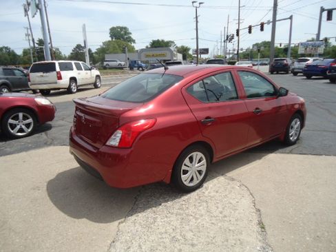 Used 2017 Nissan Versa S Plus FWD image 12