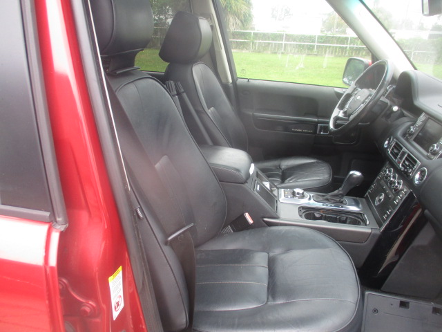 Used 2012 Land Rover Range Rover HSE AWD/4WD image 6