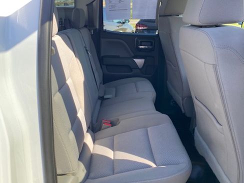 Used 2018 Chevrolet Silverado 1500 LT Z71 image 22