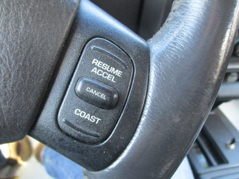 Used 2001 Jeep Cherokee 4WD Sport 4-Door image 30