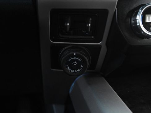 Used 2022 Ford F250 Lariat image 33