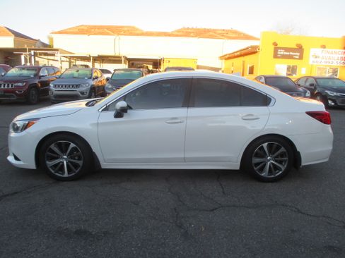 Used 2016 Subaru Legacy 2.5i Limited image 2