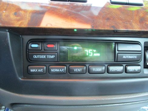 Used 2008 Mercury Grand Marquis LS image 34