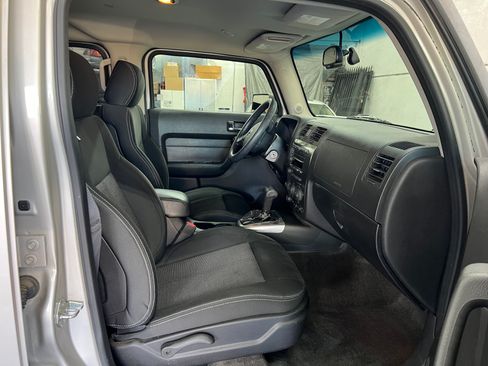 Used 2006 HUMMER H3 image 16