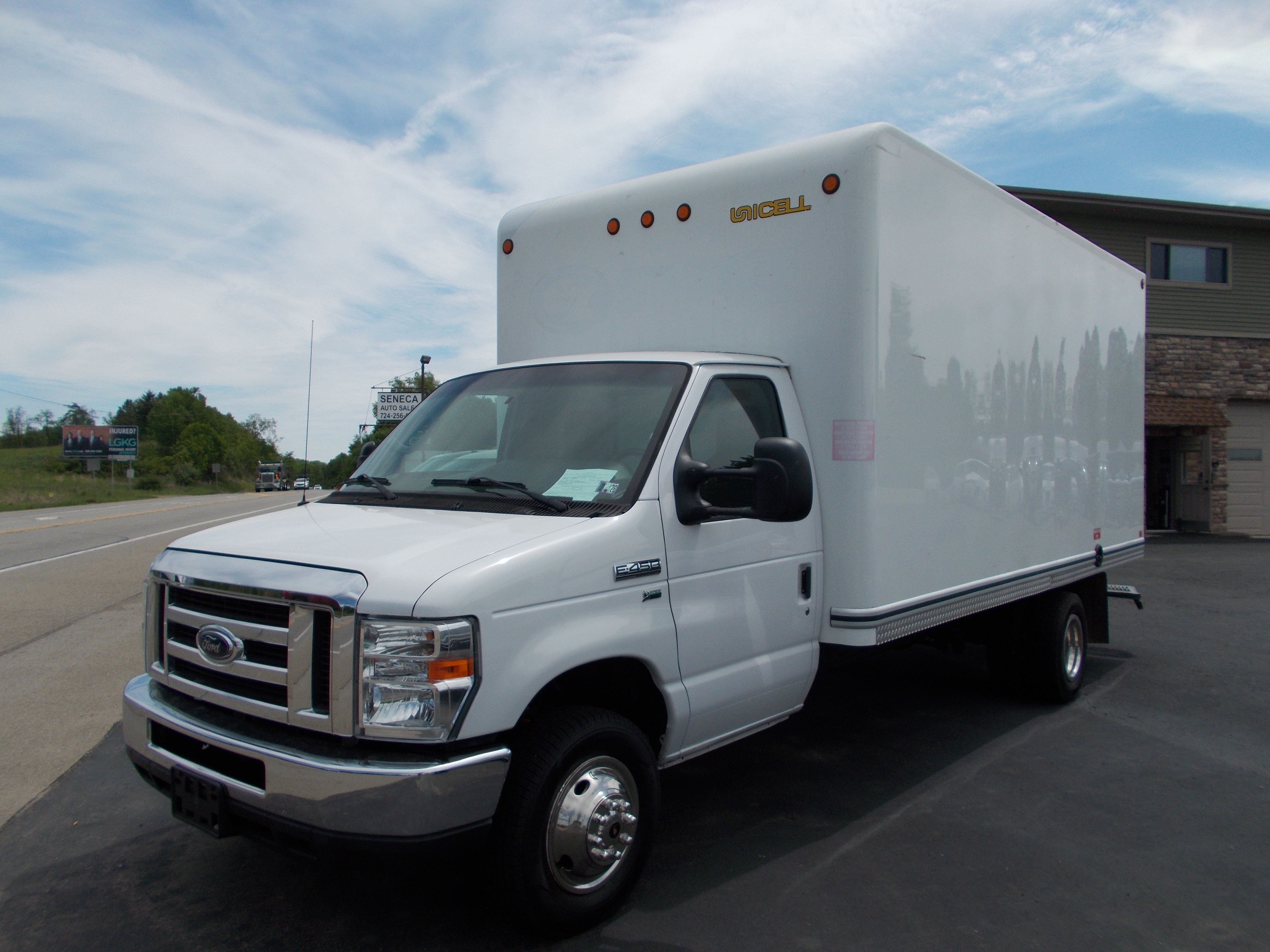 Used 2016 Ford E-350 and Econoline 350 XL RWD image 1