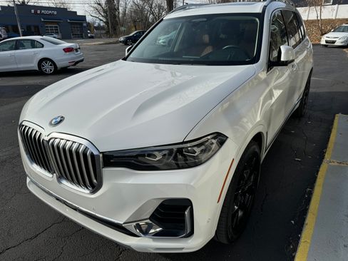 Used 2020 BMW X7 xDrive40i image 3