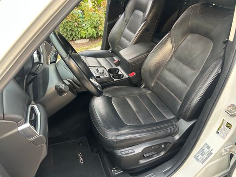 Used 2022 MAZDA CX-5 AWD 2.5 S w/ Premium Plus Pkg image 18