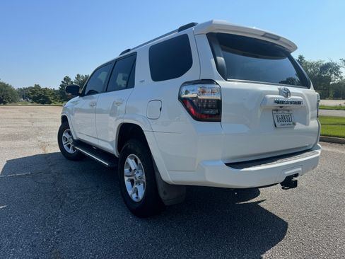 Used 2021 Toyota 4Runner 2WD SR5 image 25