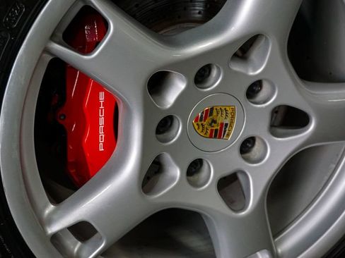Used 2006 Porsche 911 Carrera S Coupe RWD image 36