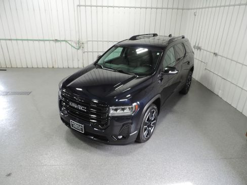 Used 2021 GMC Acadia SLT image 18