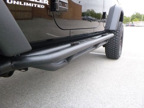 Used 2015 Jeep Wrangler Sport image 12