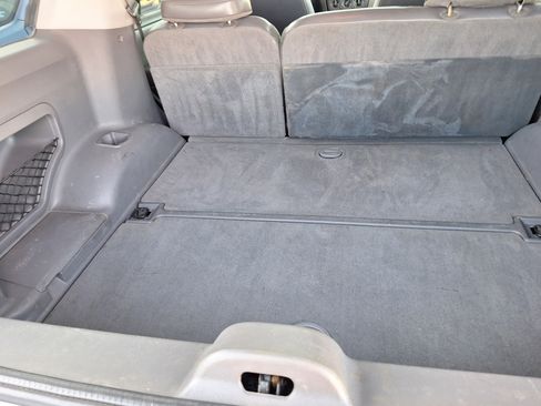 Used 2002 Ford Explorer XLT image 16