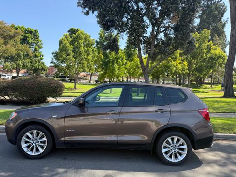 Used 2014 BMW X3 xDrive28i AWD/4WD image 2