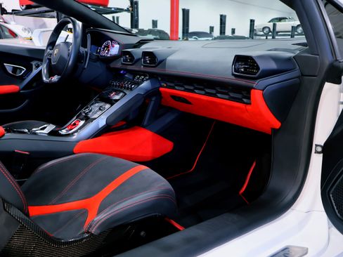 Used 2017 Lamborghini Huracan LP 580-2 image 30