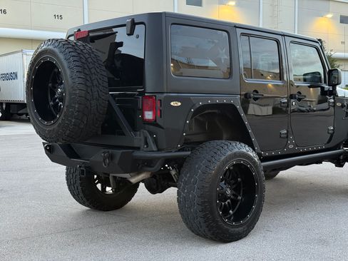 Used 2015 Jeep Wrangler 4WD Unlimited Sport image 52