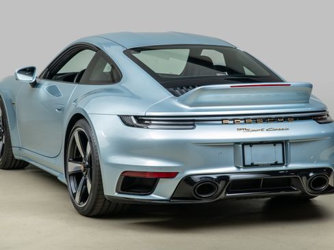 Used 2023 Porsche 911 Sport Classic Coupe RWD image 9