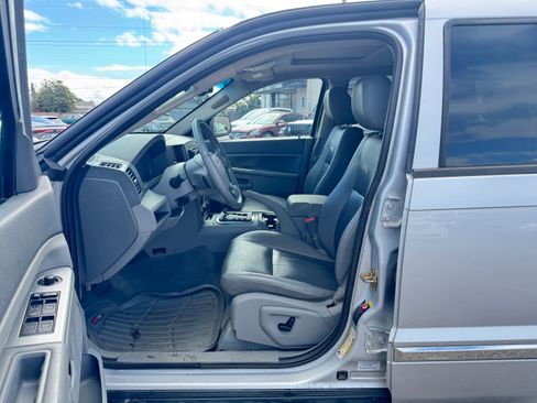 Used 2005 Jeep Grand Cherokee Laredo image 15