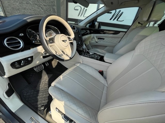 Used 2017 Bentley Bentayga UNAVAIL AWD/4WD image 19