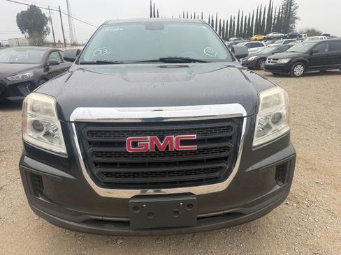 Used 2017 GMC Terrain SLE image 2