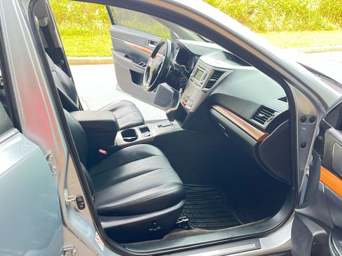 Used 2013 Subaru Outback 2.5i Limited image 13