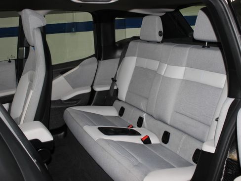Used 2018 BMW i3 image 28