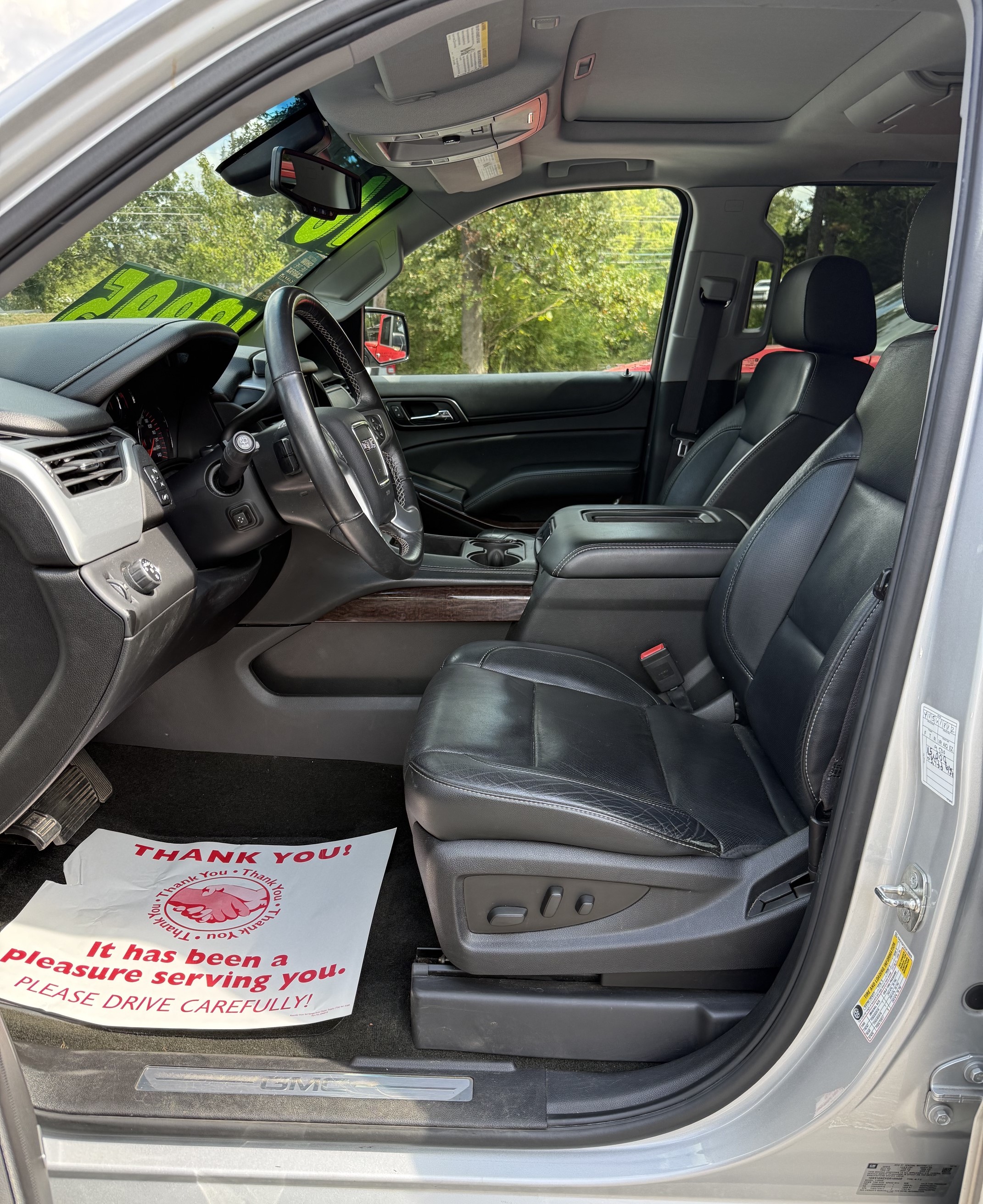 Used 2016 GMC Yukon XL 2WD SLT image 5