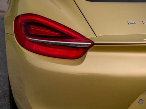 Used 2015 Porsche Cayman S RWD image 17