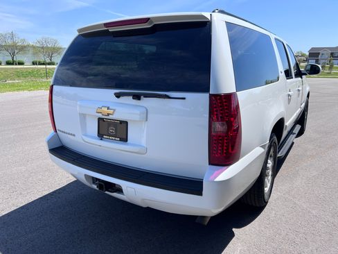 Used 2007 Chevrolet Suburban 4WD 2500 image 7