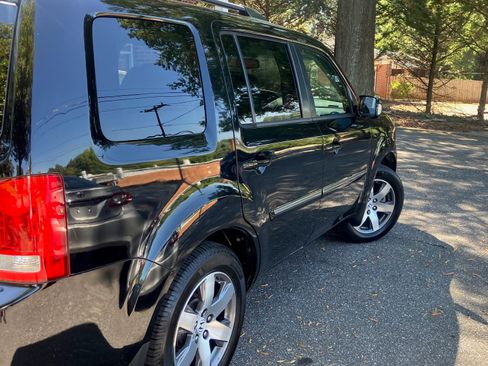 Used 2012 Honda Pilot 4WD Touring image 4