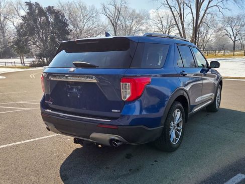 Used 2020 Ford Explorer Limited image 4
