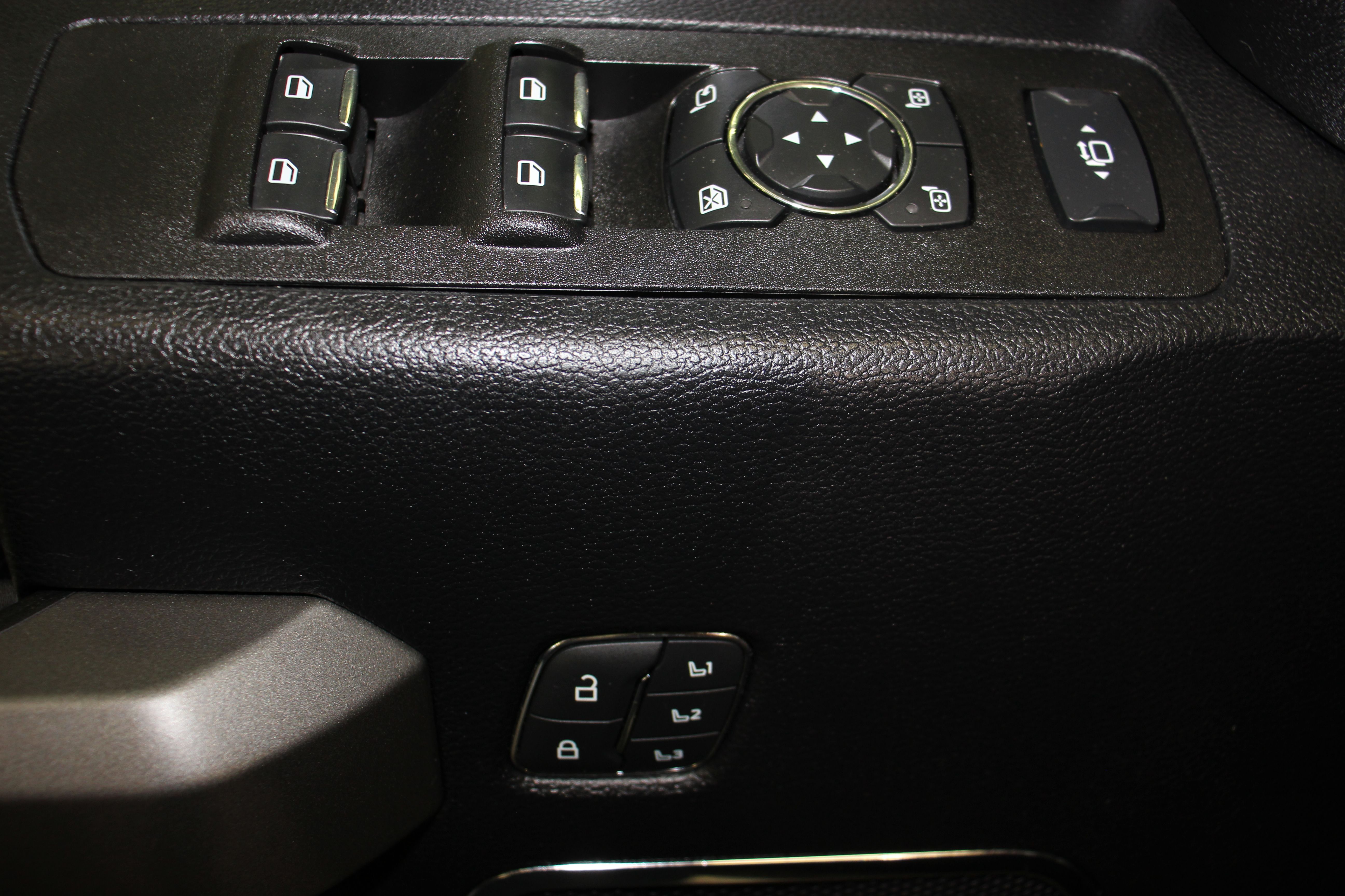 Used 2021 Ford F450 4x4 Crew Cab Super Duty image 22