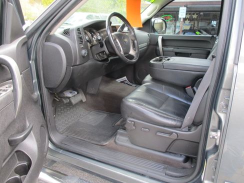 Used 2011 Chevrolet Silverado 1500 LT Z71 image 18