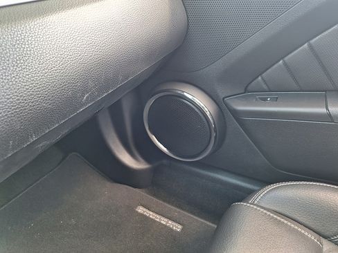 Used 2012 Ford Mustang image 14