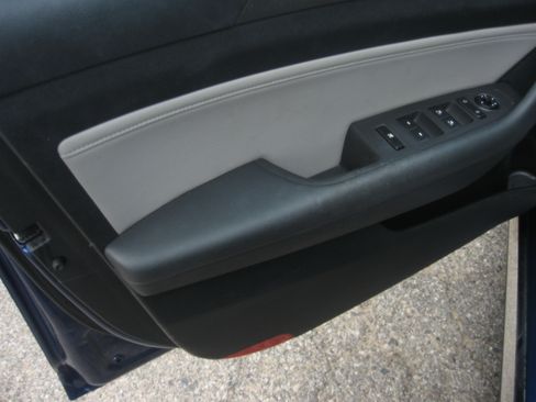 Used 2015 Hyundai Sonata Sport Sedan 4D FWD image 8