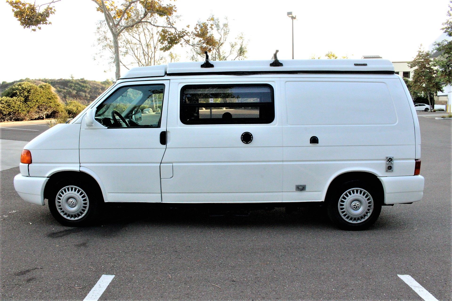 Used 1997 Volkswagen Eurovan Camper FWD image 7