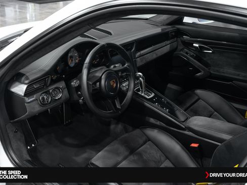 Used 2018 Porsche 911 GT3 image 12