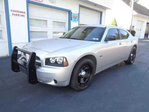 Used 2006 Dodge Charger UNAVAIL RWD image 1