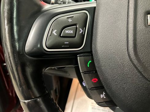 Used 2019 Land Rover Range Rover Evoque Landmark Edition image 17