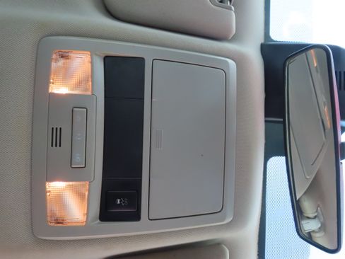 Used 2019 Toyota Tacoma 2WD Access Cab image 12