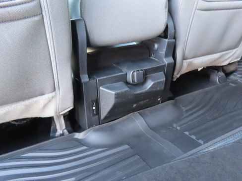 Used 2019 Ford F150 XLT image 15