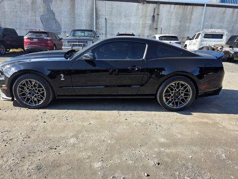 Used 2013 Ford Mustang Shelby GT500 image 7