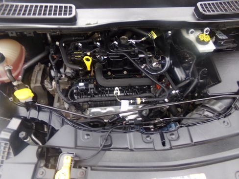 Used 2019 Ford Escape 4WD SE image 14