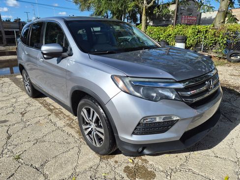 Used 2016 Honda Pilot EX-L image 2