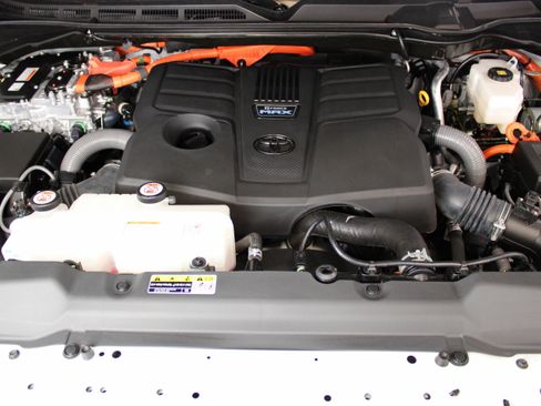 Used 2025 Toyota Tundra Limited image 12