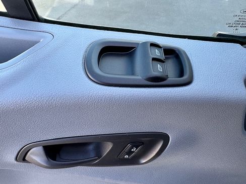 Used 2019 Ford Transit 250 image 19