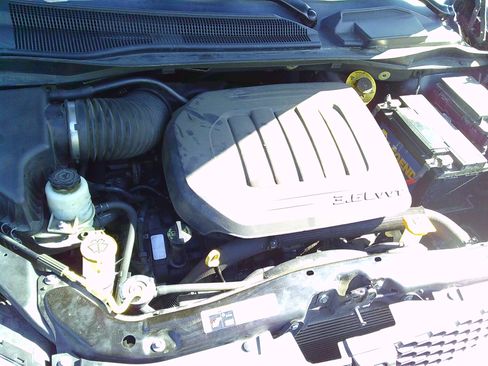 Used 2019 Dodge Grand Caravan GT FWD image 6